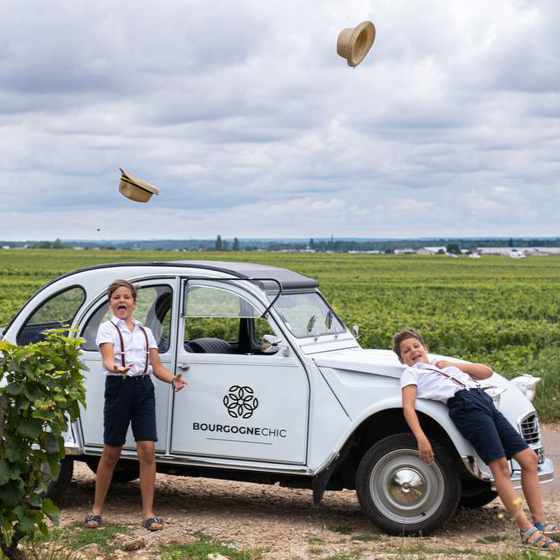 Découverte authentique de la Bourgogne en 2CV pour deux