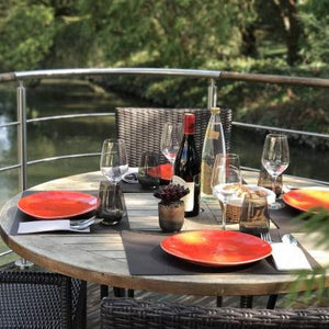 Balade en 2CV pour deux, suivie d'un déjeuner gourmet au Bistrot du Bord de l'eau à Beaune Levernois